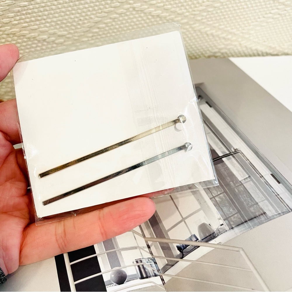 Dior Forever Hair‎ Clips - Picture 3 of 3
